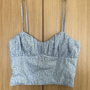 cute blue floral ruched top!